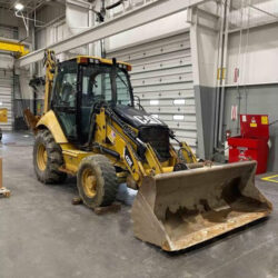 RETROEXCAVADORA MARCA CATERPILLAR MODELO 420E AÑO 2018 PRECIO S/. 214,600.00