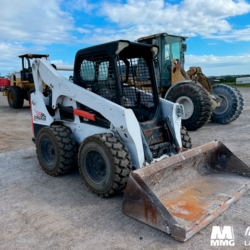 mini cargador modelo s740 año 2019 precio S/. 67,500.00