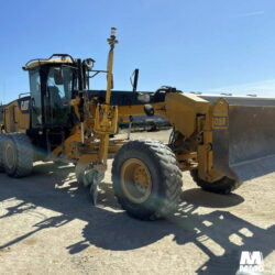 MOTONIVELADORA 12M AÑO 2010 PRECIO S/. 222,000.00 Soles