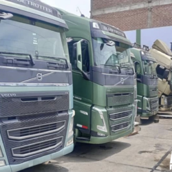 remolcador fh480 año 2017 precio S/. 240,500.00