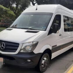 minibus mercedes benz modelo sprinter año 2019 precio S/. 107,000.00