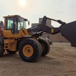 CARGADOR FRONTAL VOLVO  L110H AÑO 2019 PRECIO S/. 250,500.00